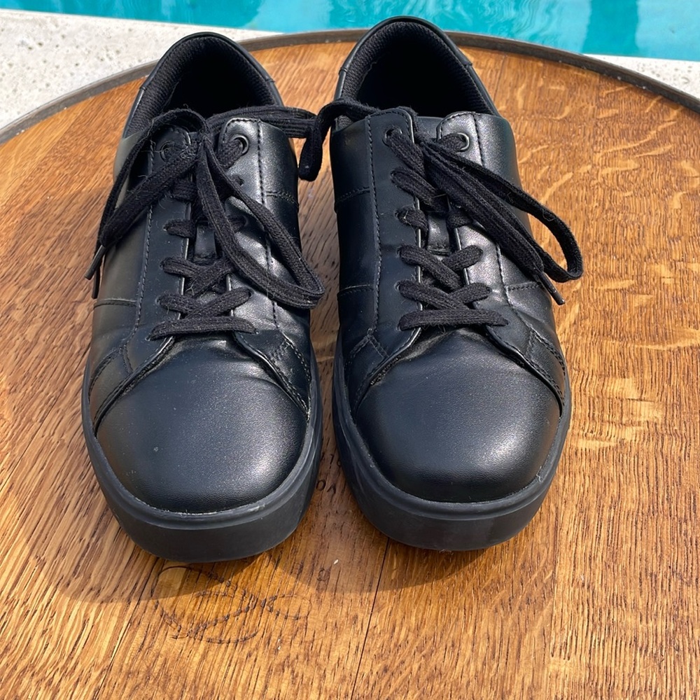 Men’s Dressy Black Inc. Leather tie shoes | size 7.5